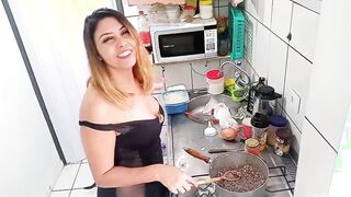 Sarah Rosa │ Beauty Kitchen │ Onion Ground Beef