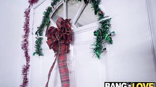 Santa Cumming To Town Kira Perez