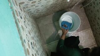Desi cunt with mouth tabassum into restroom