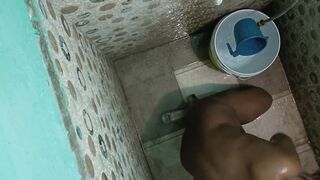 Desi cunt with mouth tabassum into restroom