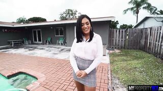 Alina Belle Single Real Estate Agent Gets Bonked