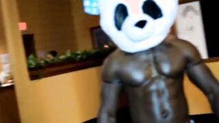 Dancer Makes sexy Link w/ His Meat