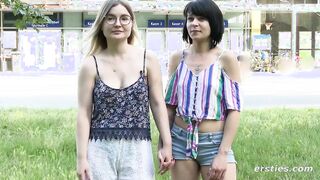 Lesbo Lovers Play With a Glass Toy
