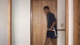 Long penis bro gets blown by Hot younger hoe