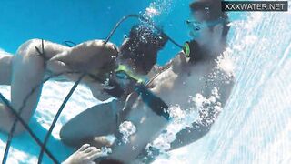 Polina Rucheyok blows and fucks underwater