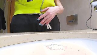 RESTROOM - HAND JOB BEFORE GOING TO BED - BIG CUMMED