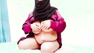 Arab Long Boobs Hijab cunt with mouth Shows Titted
