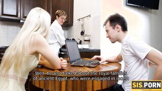 SISPORN. Freaky dude stretches adorable stepsister behind stepmothers back
