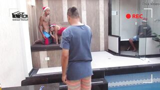 Backstage: Recording backstage Christmas film. Rubens Badaro Wallif Santos (