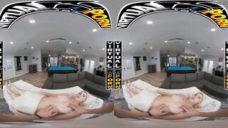 VIRTUAL PORN - Voluptuous Blonde PAWG Gia OhMy Wants A