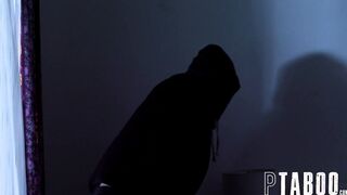 Brooklyn Gray Impressed With Intruders Long Penis