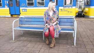 TRAIN STATION VS HOT SANDRA FLASHING