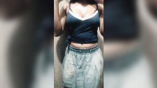 Garm Choot – Punjab College Schoolgirl Dancing Naughtily
