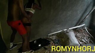 MORENO DA FAVELA DO RIO DE JANEIRO WAS HIKING, AND