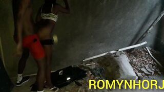 MORENO DA FAVELA DO RIO DE JANEIRO WAS HIKING, AND