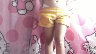 oriental 18 yo sluts writes AMPUSSY on her nude body