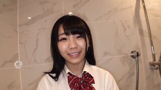 Hカップの爆乳女子校生とハメ撮り。　たわわなおっぱいとはみ出たデカパイがあまりにもエロすぎる。はちきれんばかりのおっぱいで興奮してイチャラブえっち。 https://bit.ly/3g0xo7b
