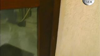 Hippi Eighteen into Sex eingeweihnt