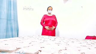Muslim Aunty Masturbates into Red Silk Gown