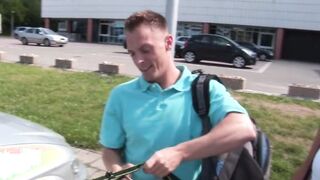 Andre 21 im Bumsbums ausversehen Gummi geplatzt