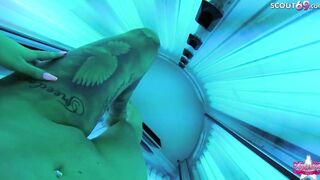TIGHT TINI - GERMAN REAL AMATEUR SOLARIUM HANDY WEBCAM VLOG