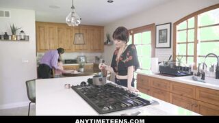 FreeUse Family 3 Way - Angeline Red, Jessica Ryan