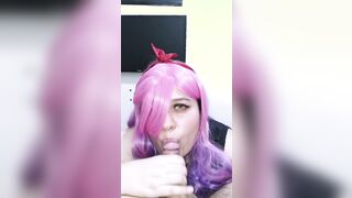 Adorable E-sluts sucking off her BF after school