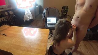 Long-butt blonde hoe stuffed with thick cock on a desk