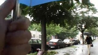 Die Hose aufgerissen weil so geil