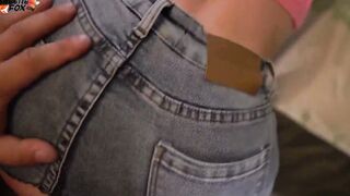 Babe long booty blonde inside ripped jeans fucks amazing