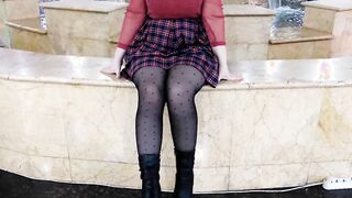 Nylon legs inside mall