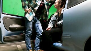 Shy cunt with mouth blows and blows inside the parking lot