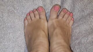 French amateur Mom Feet Bdsm Close-up