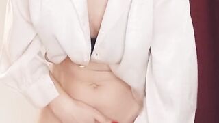 Freaky professor fucks herself with a pink toy while standing and jizzes