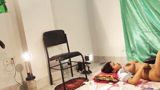 Tinder Date Turns Inside 3 Way Goddess Hottie College