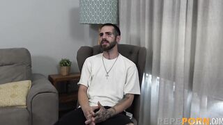 Slim goddess makes a PORN DEBUT – she likes it so much!!!