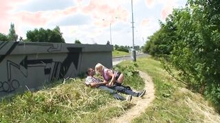 A Hottie and slutty blonde fucks a bro on the street – secret