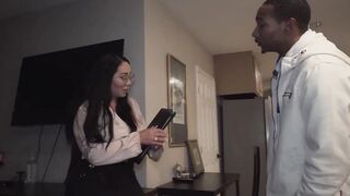 Queen rogue nailed house owner being a pretty hoe