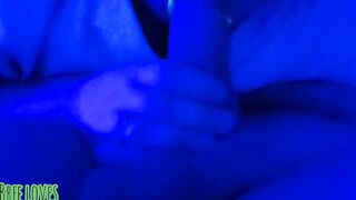 Neon lips head denied cum inside mouth