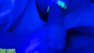 Neon lips head denied cum inside mouth