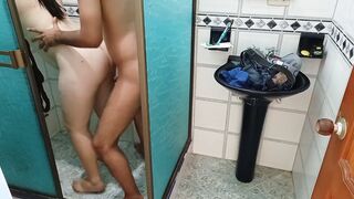 I Spy on My Step-Daughter into the Wc: while she