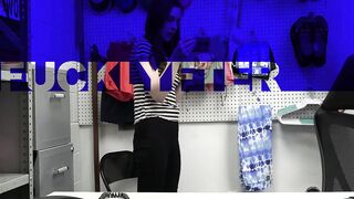 Case No. 7906127 - Vloggers Challenge Gone Wrong Raven Right