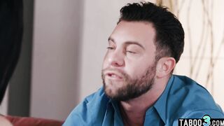 Babe fucking a big cock to get pregnant