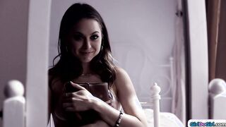 Petite stepdaughter facesits milf mommy