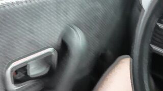 Outdoors squirt public. Random passerby male saw goddess cougar Mom