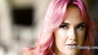 Siri Dahl Cant With Gamer Son