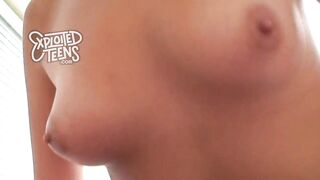 Amazing 19 yr mature stars into this amateur tape
