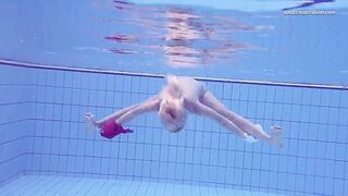 Russian goddess hot Elena Proklova swims nude