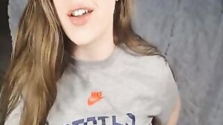 Fingering Herself To Creamy Orgasm