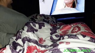 JOUIBRULANCE une cchnne!! à main baladeuse d'une petite poule pondeuse de bien apprêt